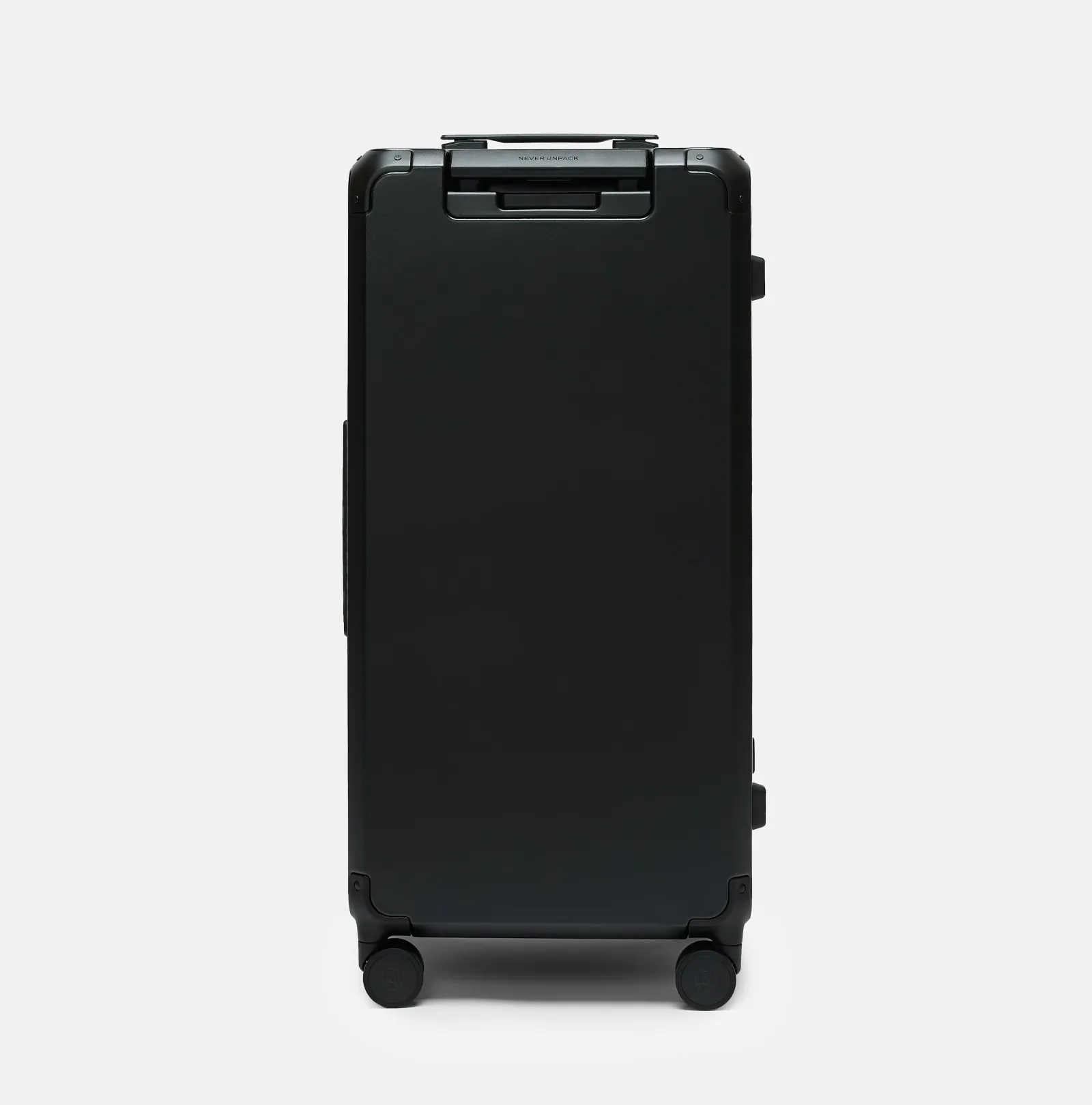 THE LARGE TRUNK ESSENTIAL - Armoir